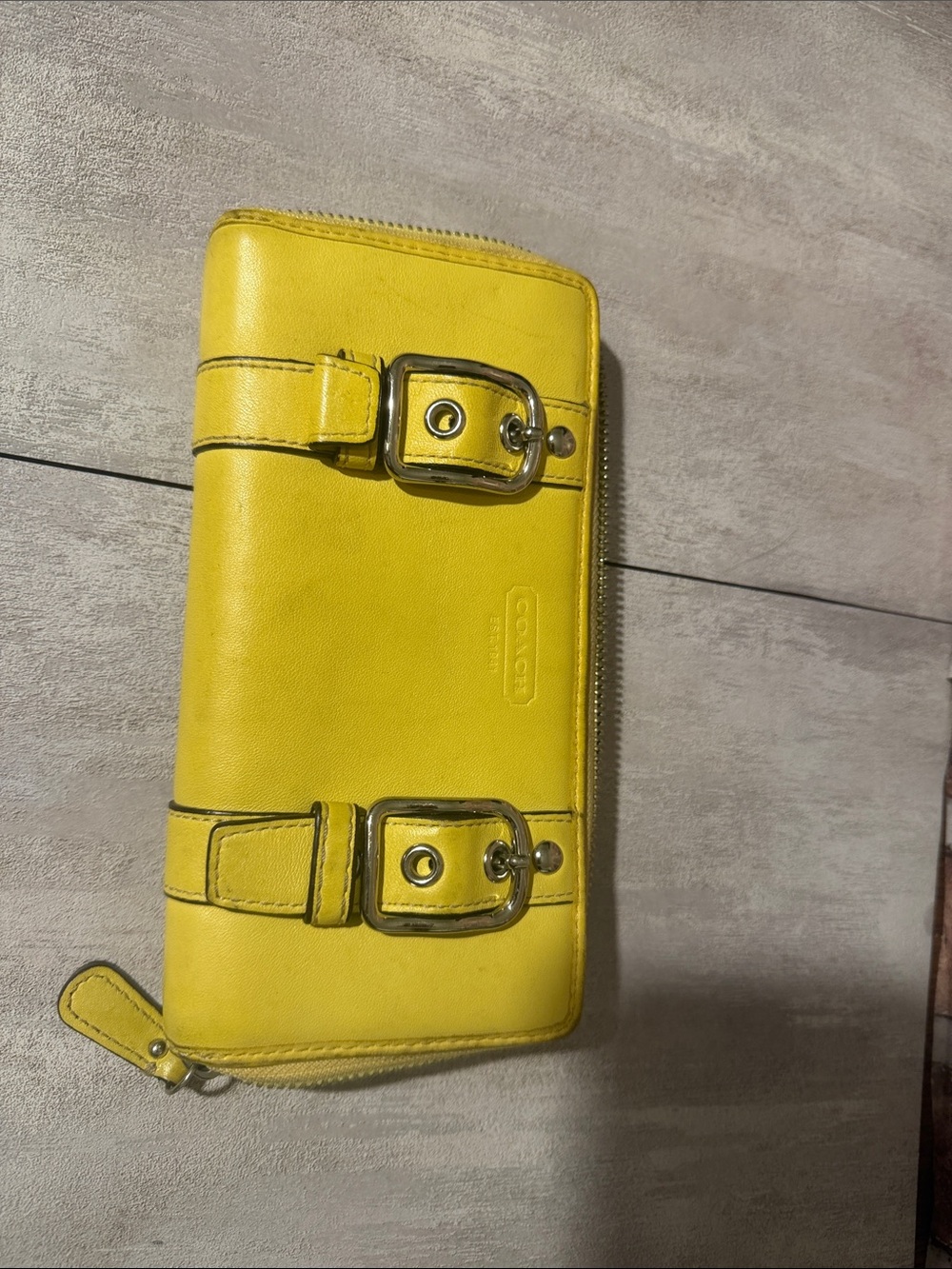 Vintage y2k coach soho yellow wallet